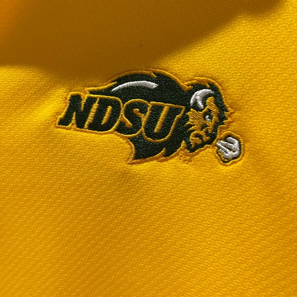 Under Armour UA Mens Long Sleeve Loose 1/4 Zip Pullover Small NDSU Bison 🦬 logo - Picture 2 of 7